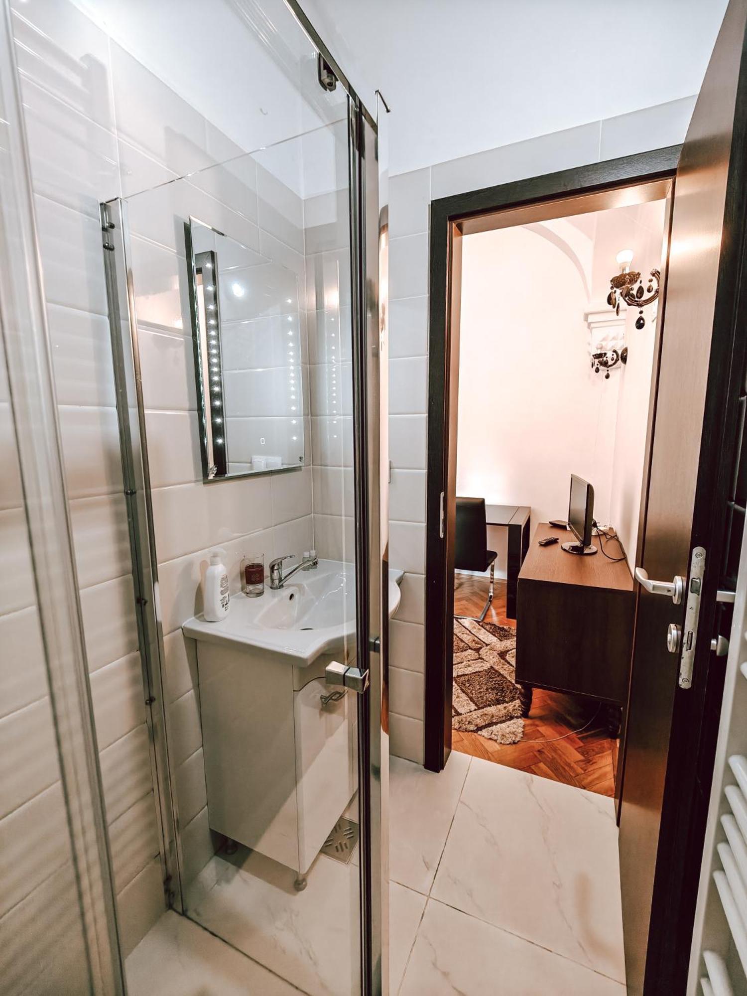 Berindei Studio - City Center - Private Parking Клуж-Напока Екстериор снимка
