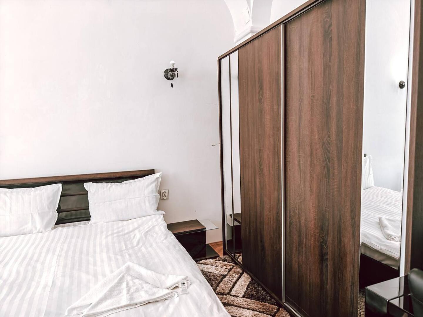 Berindei Studio - City Center - Private Parking Клуж-Напока Екстериор снимка
